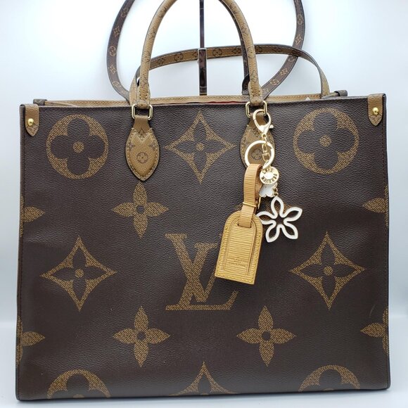 Authentic Louis Vuitton Luggage Nametag with Unbranded Keycharm - Picture 3 of 12